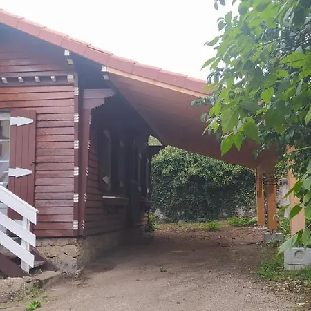 Logement Independant Attenant A Maison Dans Grand Jardin Bed & Breakfast Retournac